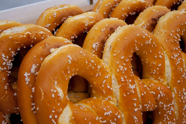 Wetzel’s Pretzels: Get Twisted, Arbors at Arundel Preserve!