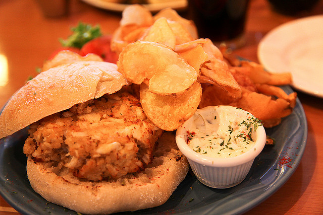 Looking for Lunch Near Arbors at Arundel Preserve? Fill Up on Hearty Steak and Seafood at George Martin’s Grillfire