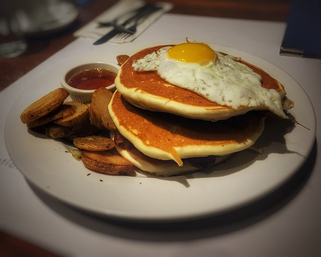 Try One of the Area’s Best Breakfasts at Willy’s Kitchen