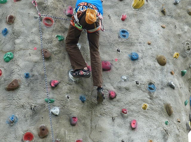Get a Leg Up at Earth Treks Climbing Centers Columbia